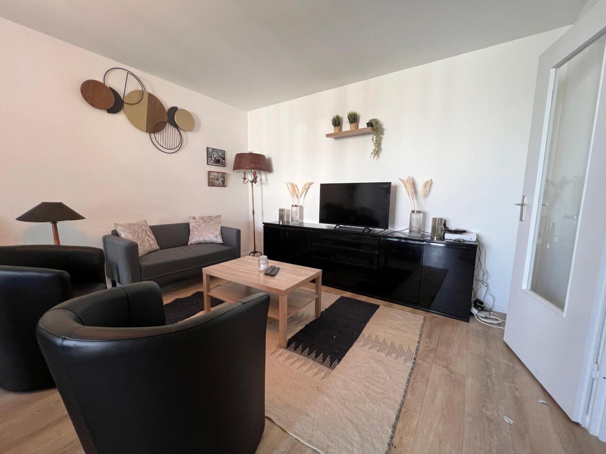 T3 Pied De La Gare + Centre Commercial Inclus Apartamento